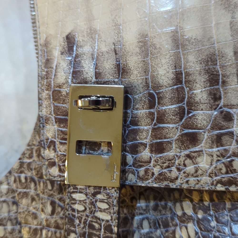 💯 Authentic Salvatore Ferragamo Python Leather Small Shoulder Bag - Picture 10 of 16